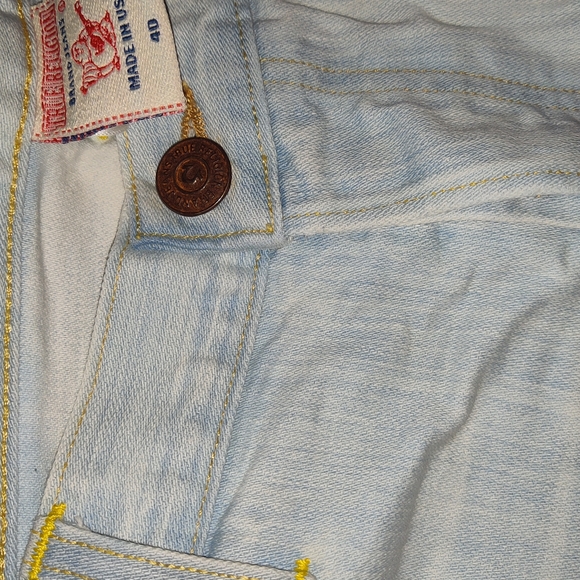 True religion - Picture 3 of 4